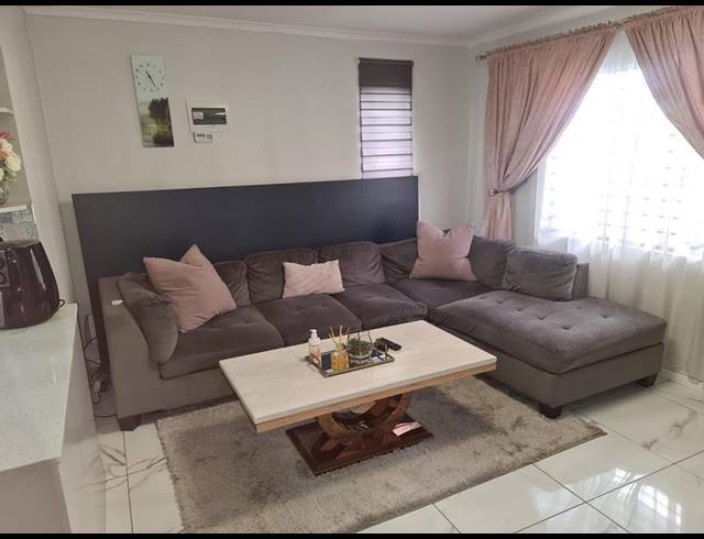 3 BEDROOM HOUSE FOR SALE IN WINDMILL PARK EXT